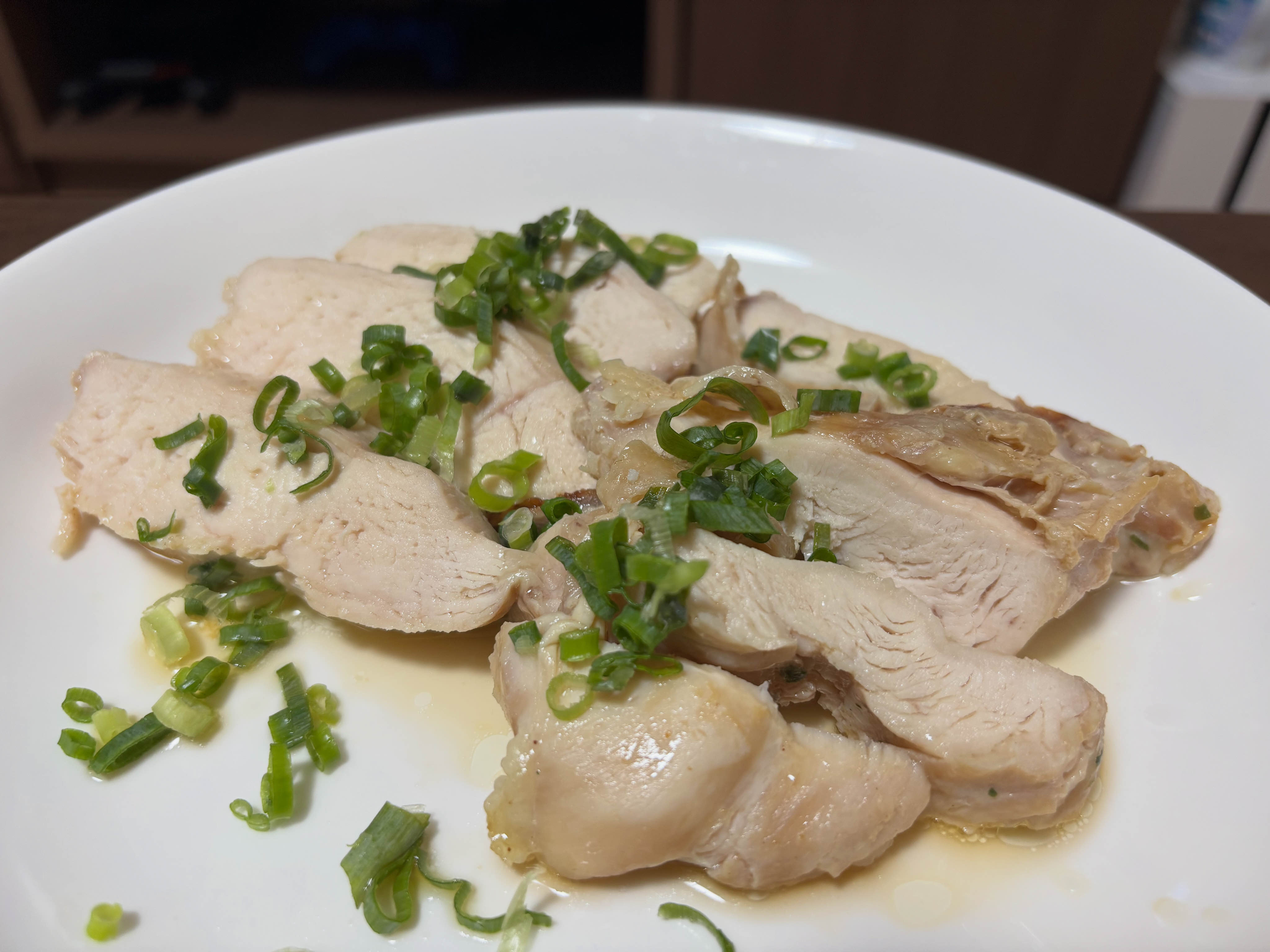 調理した鶏むね肉