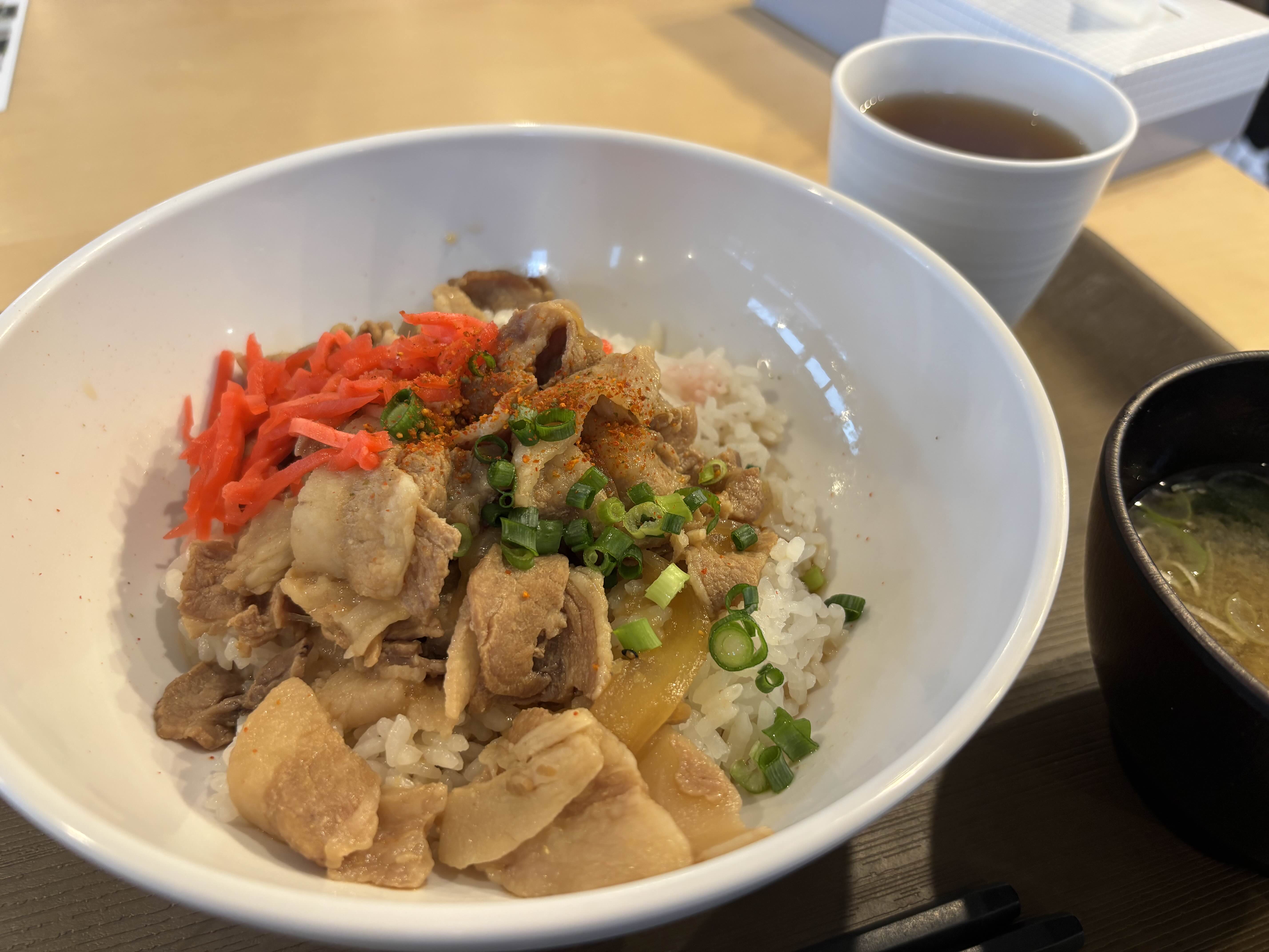 教習所での食事